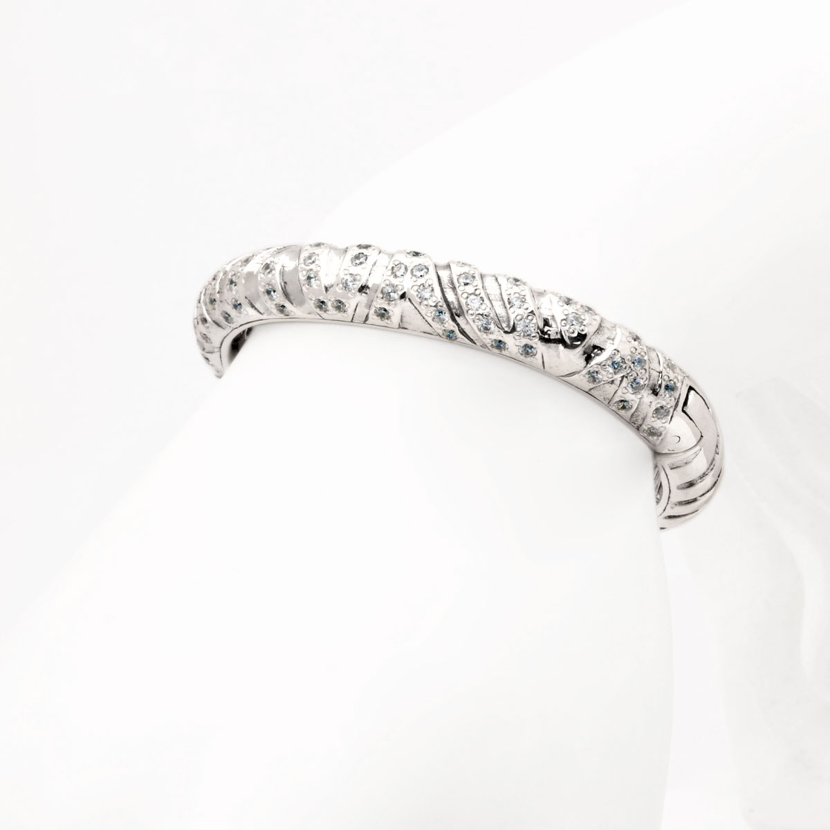 Wholesale Silver Bracelet - SB631Cz
