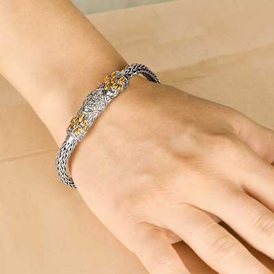 Gold & Silver bracelet, scale dragon chain round 6mm, spring lock with 18K gold hammer motif and white topaz pave stones