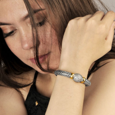 Gold & Silver bracelet, scale dragon chain round 6mm, spring lock with 18K gold hammer motif and white topaz pave stones