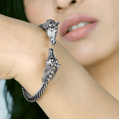 Gold & Silver bracelet, scale dragon chain round 6mm, spring lock with 18K gold hammer motif and white topaz pave stones