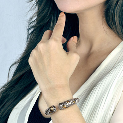 Gold & Silver bracelet, scale dragon chain round 6mm, spring lock with 18K gold hammer motif and white topaz pave stones