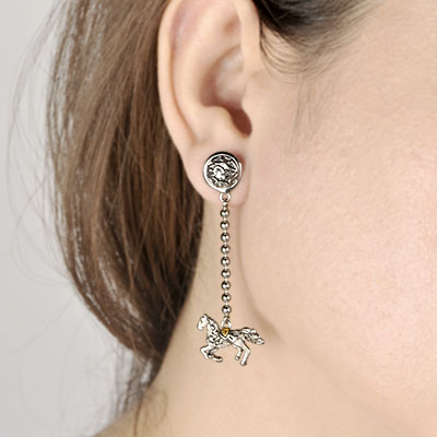 Gold & Silver bracelet, scale dragon chain round 6mm, spring lock with 18K gold hammer motif and white topaz pave stones