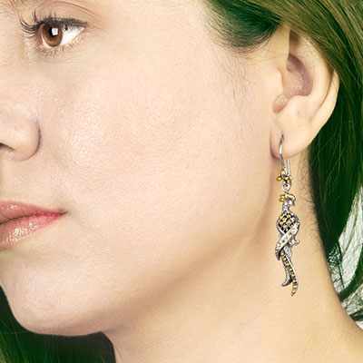 Gold & Silver bracelet, scale dragon chain round 6mm, spring lock with 18K gold hammer motif and white topaz pave stones