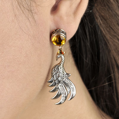 Gold & Silver bracelet, scale dragon chain round 6mm, spring lock with 18K gold hammer motif and white topaz pave stones