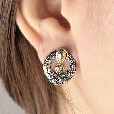 Gold & Silver bracelet, scale dragon chain round 6mm, spring lock with 18K gold hammer motif and white topaz pave stones