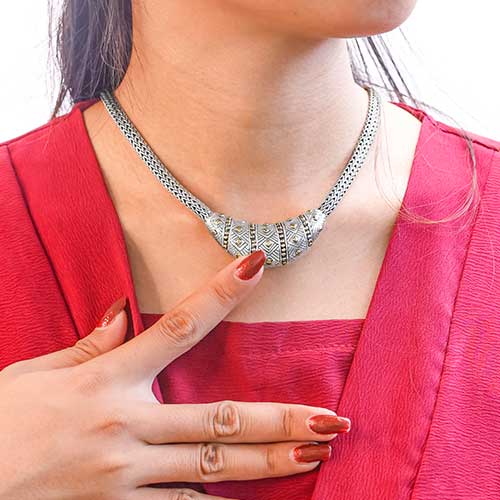 Gold & Silver bracelet, scale dragon chain round 6mm, spring lock with 18K gold hammer motif and white topaz pave stones