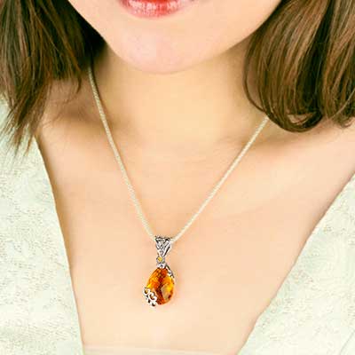 Gold & Silver bracelet, scale dragon chain round 6mm, spring lock with 18K gold hammer motif and white topaz pave stones