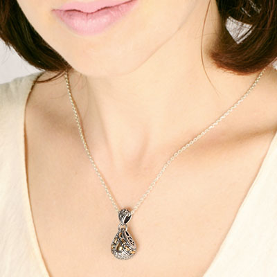 Gold & Silver bracelet, scale dragon chain round 6mm, spring lock with 18K gold hammer motif and white topaz pave stones