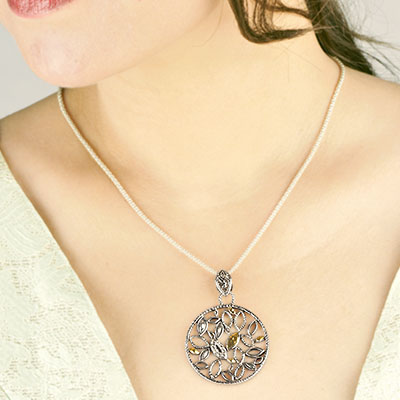 Gold & Silver bracelet, scale dragon chain round 6mm, spring lock with 18K gold hammer motif and white topaz pave stones