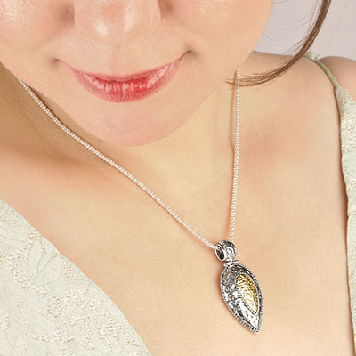 Gold & Silver bracelet, scale dragon chain round 6mm, spring lock with 18K gold hammer motif and white topaz pave stones