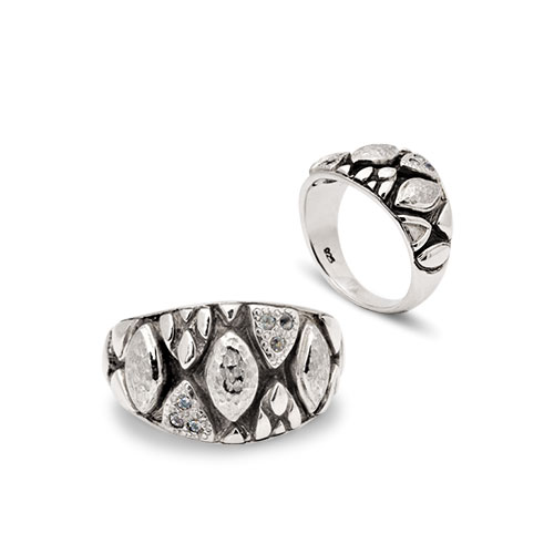 Gold & Silver bracelet, scale dragon chain round 6mm, spring lock with 18K gold hammer motif and white topaz pave stones