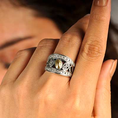 Gold & Silver bracelet, scale dragon chain round 6mm, spring lock with 18K gold hammer motif and white topaz pave stones