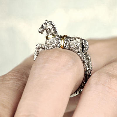 Gold & Silver bracelet, scale dragon chain round 6mm, spring lock with 18K gold hammer motif and white topaz pave stones