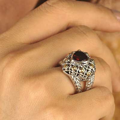 Gold & Silver bracelet, scale dragon chain round 6mm, spring lock with 18K gold hammer motif and white topaz pave stones